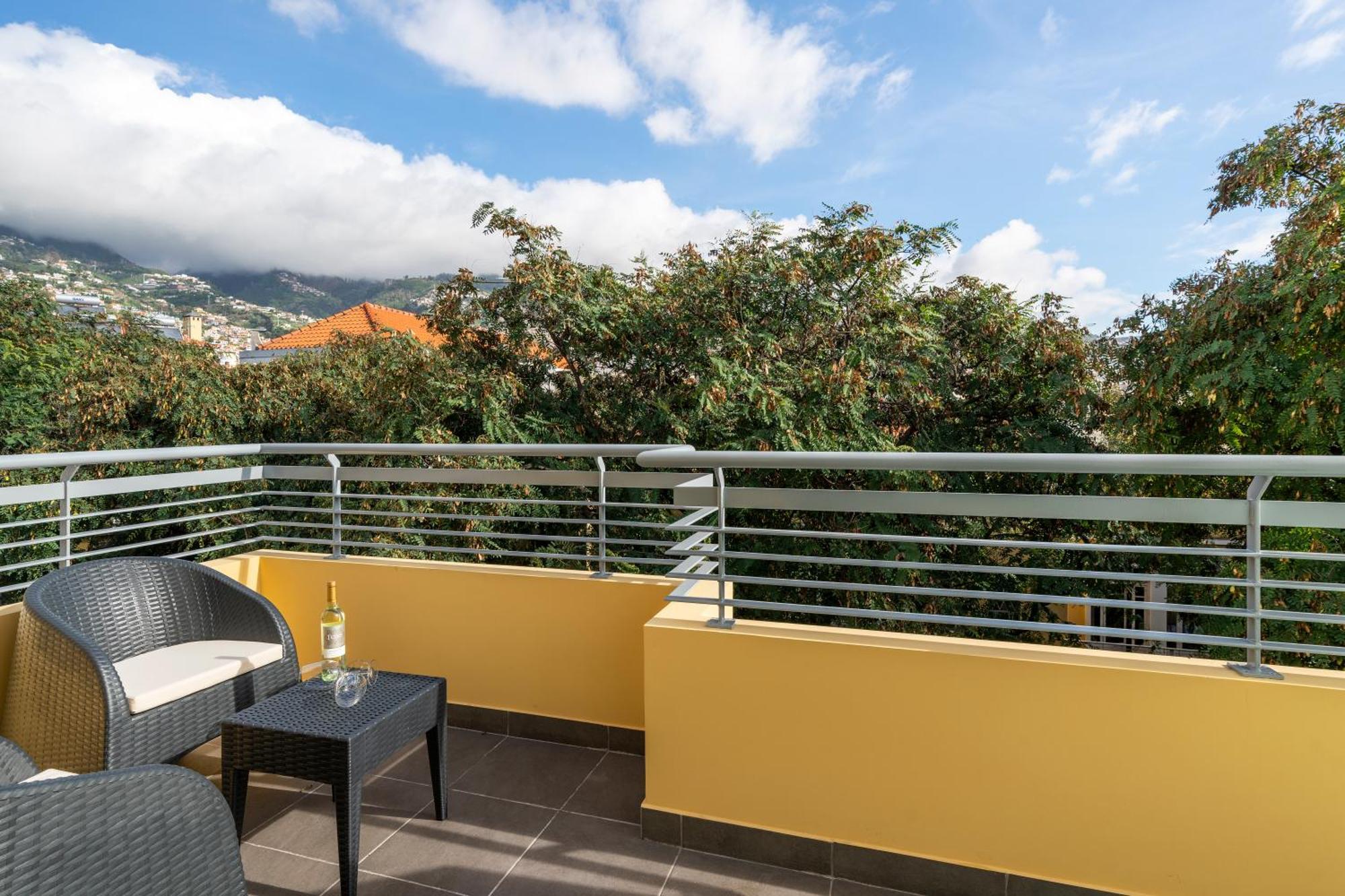 Art Deco Central Apartments, Funchal Zewnętrze zdjęcie